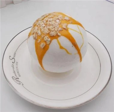 Oats Honey Bath Bomb